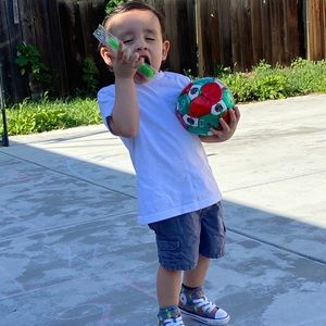 Meet your Posher, Elias